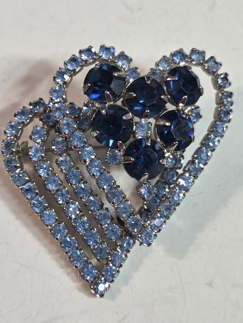vtg double love 50s AB crystal rhinestone blue heart pin brooch pendant